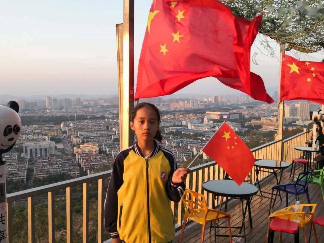 连接正负极